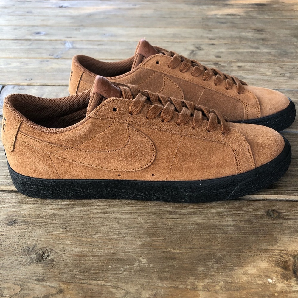 NEW Nike Mens SB Zoom Blazer Low Tan/Black SZ 11